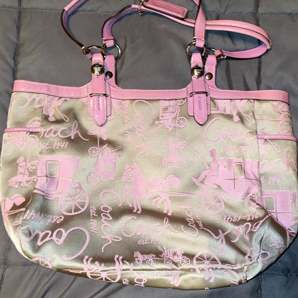 Coach Bag - Picture 2 of 5